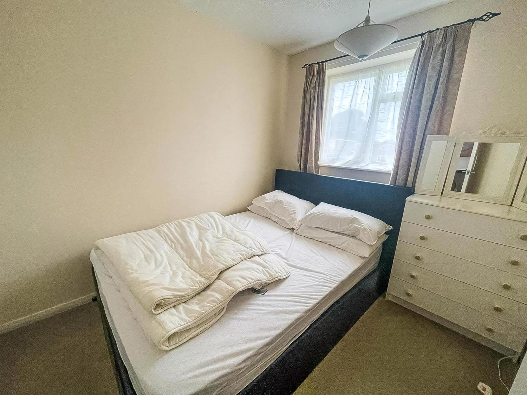 Lodge 5 Berth To Hire In Near Ref 18117b Hemsby